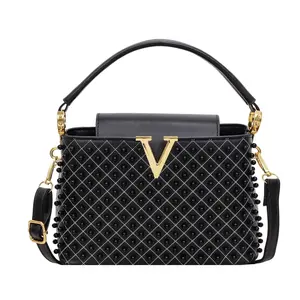 2026 Elegant Pearl Rhinestone Women Handbag Fashion Trendy Versatile Shoulder Crossbody Daily Commute Bag