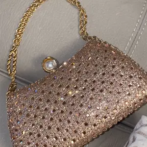 Valentine's Day Shiny Rhinestone Evening Clutch Bag for Women, Handheld Purse with Shoulder Strap, Perfect for Weddings, Parties, Christmas Gifts