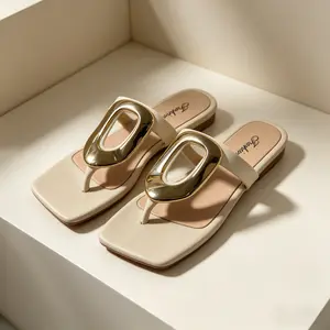 Square Toe Flip Flops Women Fashion Designer Thong Sandals with Gold Buckle Trendy Summer Comfort Flat Sandals Soft Non-Slip Sole Lightweight Portable Walking Shoes Footwear Girl Classic