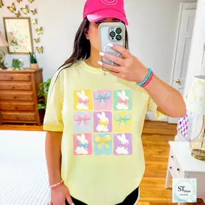 Retro Checkered Easter Bunny T-Shirt sweatshirt womans