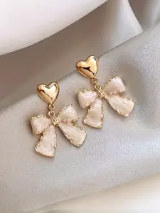 One Pair of Fashionable, Elegant and Sophisticated European Style Vintage Bow Heart Women's High Quality Earrings