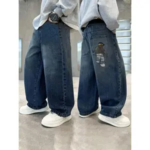 2025 New Style Boys' Blue Trendy Embroidered Cartoon Pattern Solid Dark Color Elastic Waist Straight Loose Wide-Leg Washed Denim Pants, Suitable for Outdoor Wear in All Seasons