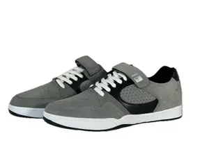 Es Accel Slim Plus Mens Grey/Black/White  Skate Inspired Sneakers Shoes Size 9