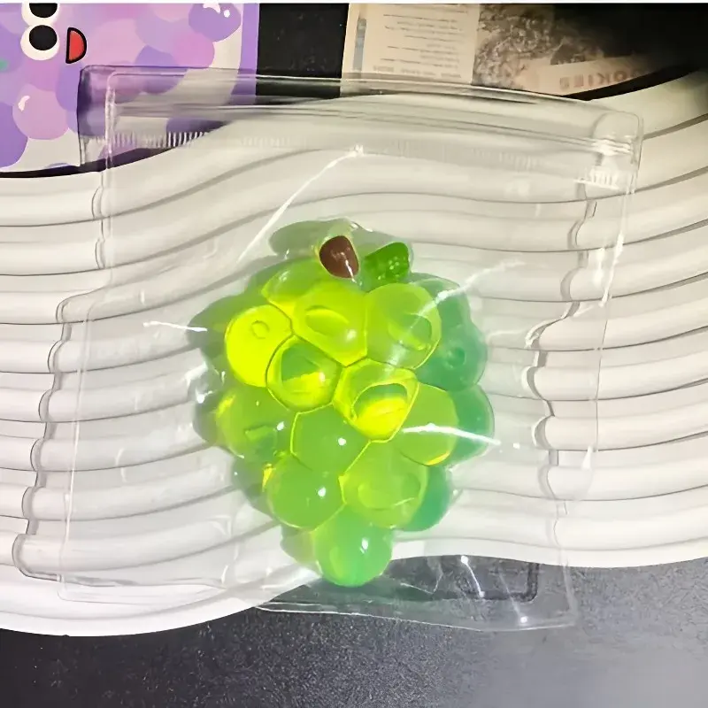 Squishy Fruit Grapes Fidget Toy Squeeze Stress Relief Hand Toy Anti-Anxiety Fruit Stretchy Slow Rising Toy Creative Sensory Toy NONE