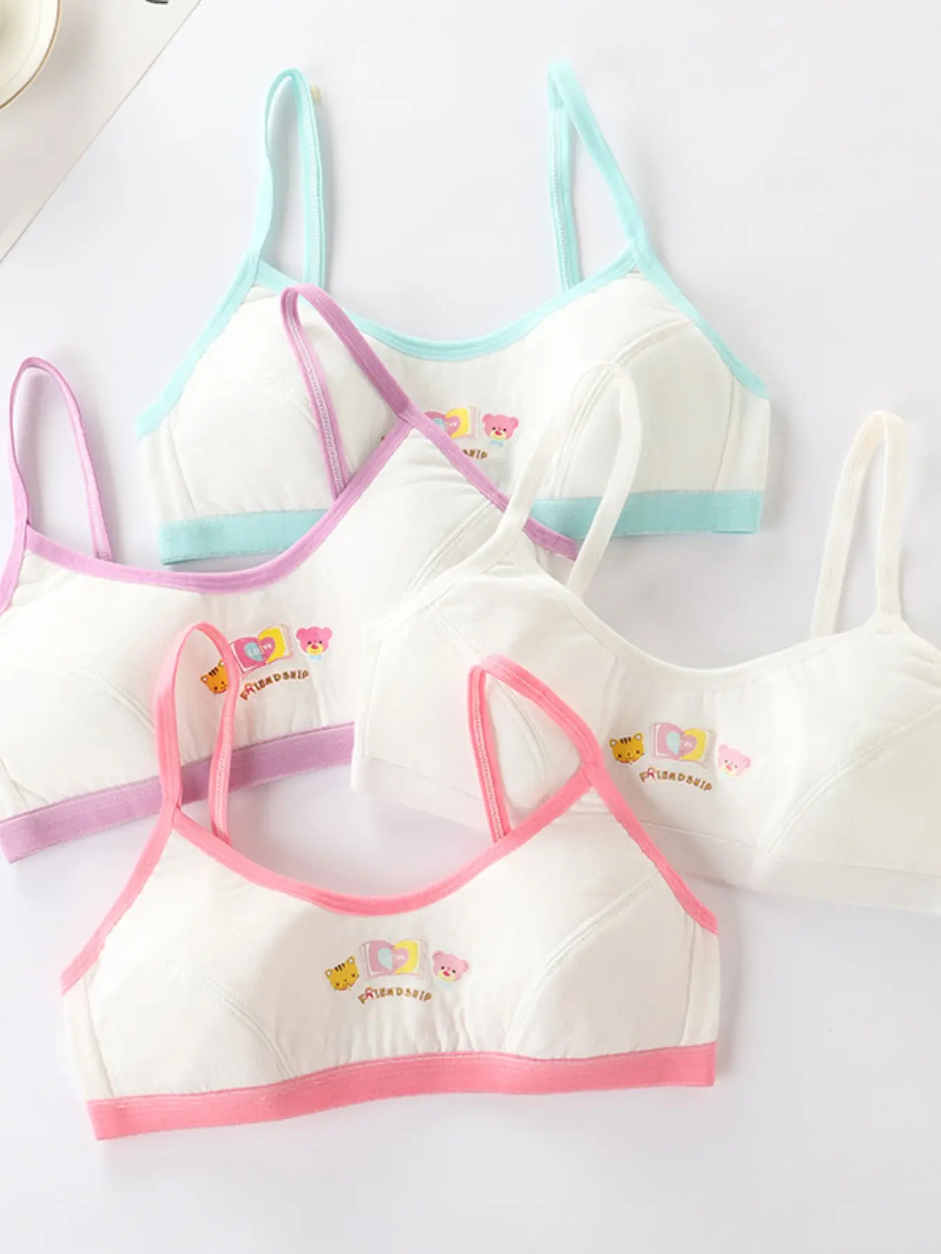 2026 New 4-Piece Set Girls Bralette Small Backless Underwear Sets for Youth Development, Comfortable Strapless Crop Top for Teens Underwear Undergarments, Teen Bras, Inner Wear Under Clothing