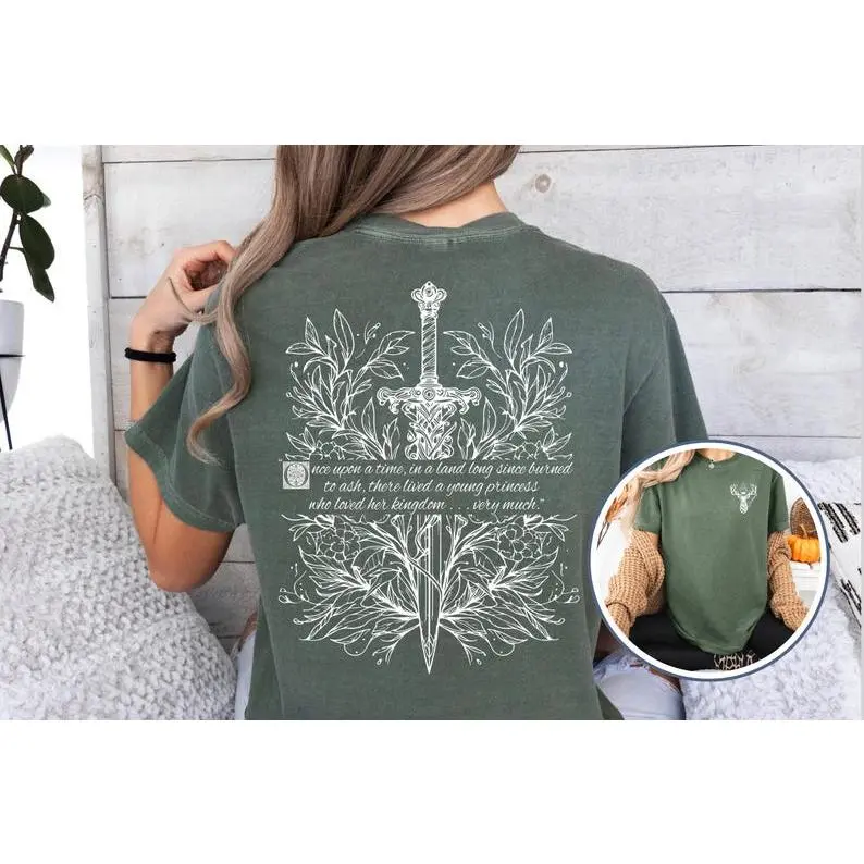 Fireheart T-shirt | TOG Gift | Throne of Glass | Book Lover Idea | Bookish Gift | Terrasen | Booktok | Aelin Galathynius she was not afraid Fabric Fit