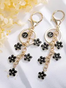 New Fashion Cute Floral Pattern Keychain Flower Initial Letter Key Pendant Women Gift with Key Ring Wallet Charm Handbag Accessory Cute Charms Keychain