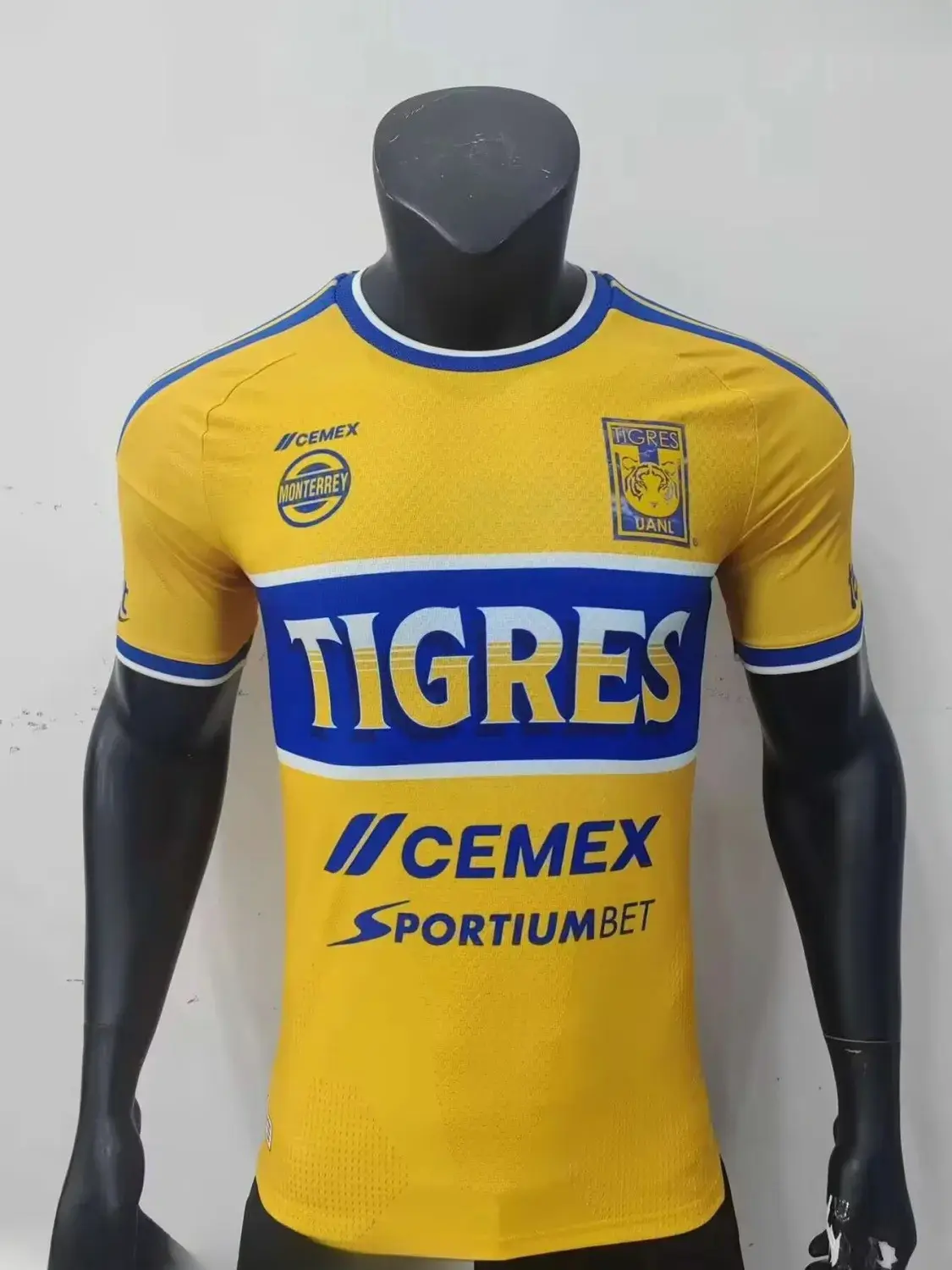 Tigres 26-27 Home Soccer Jersey, Breathable Game Day Sports Shirt, Short Sleeve, Quick-Dry Football Shirt, Liga MX Fans Jersey
