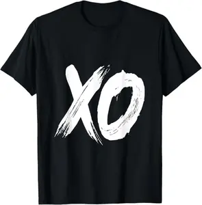 Hugs and Kisses XO Women's Valentine's Day Love Themed T-Shirt, Unique Graphic Tee for Men & Women | Aesthetic Streetwear | Cool Outfit Idea