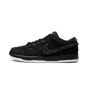 SB Dunk Low "Gnarhunters" DH7756 010