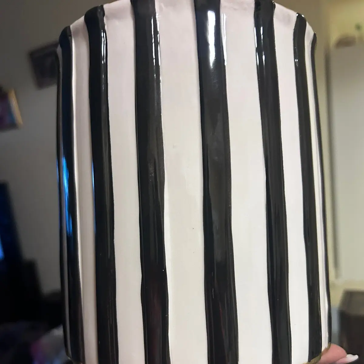 Itensil holder