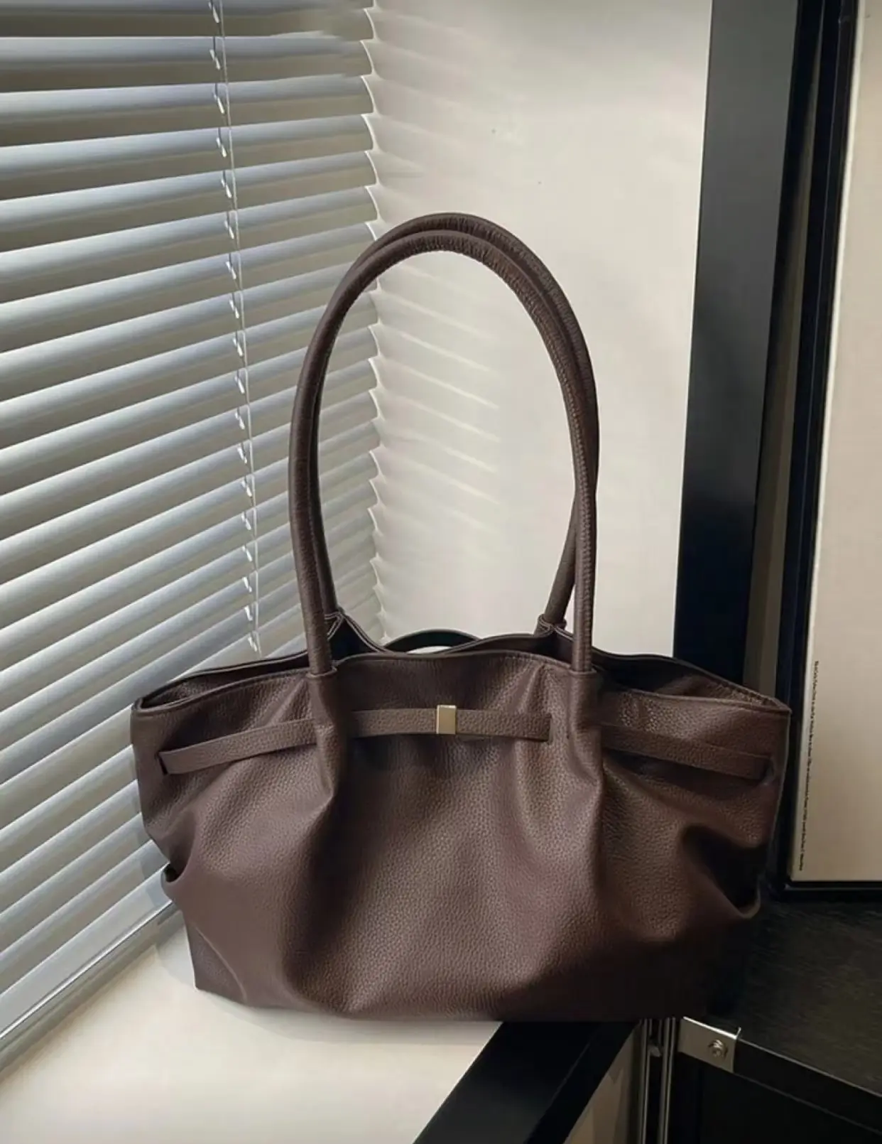 Women's Chic Double Handle Tote Bag - Elegant Commuter Everyday Purse Shoulder Bag, Comfortable Fabric for Women, Ideal for Commuting Office Use