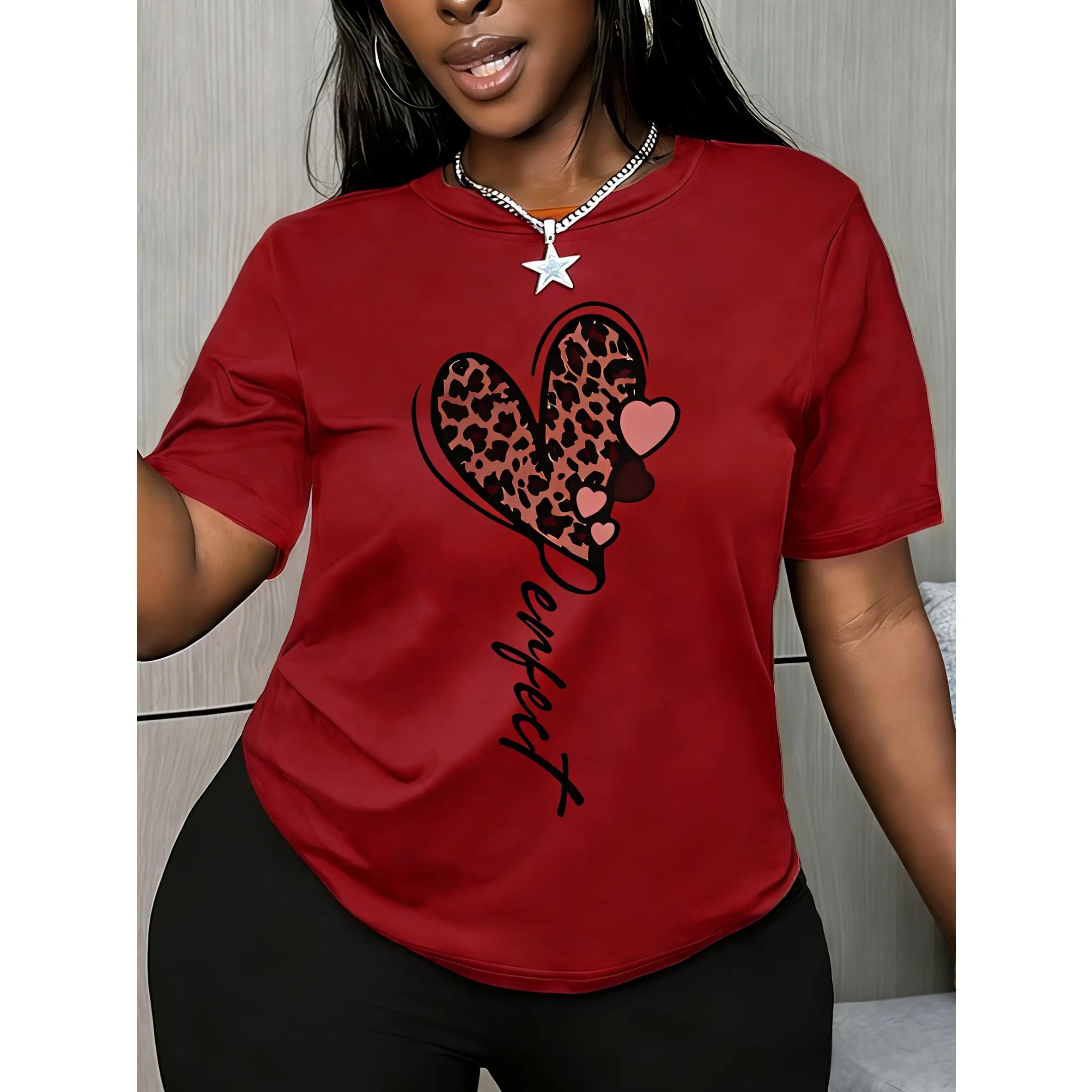100% cotton women's short-sleeve top, featuring leopard print and heart pattern, with perfect personalized text print, round neck design, machine washable, comfortable, soft, breathable, suitable for spring, summer, and autumn wear