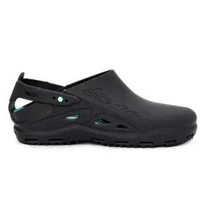 Calzuro Eco-Rebel Total Black