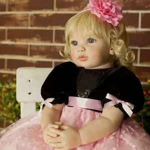 20-inch reborn princess doll - cute face, cute expression, soft cloth body and vinyl limbs, the shape adds a touch of realism, comes with clothing, making it an ideal playmate for children. Birthday Christmas gift, perfect for imaginative play