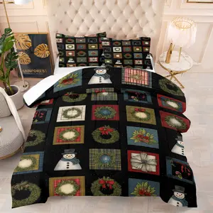 Christmas Themed Patchwork Quilt Set (2-3 Pcs)：Includes 1Quilt with Filling + 1/2 Pillowcases (no Filler),Gingerbread Men, Snowmen, Christmas Wreaths in Patchwork.Comforter Set for Bedrooms, Christmas Decor, Cozy Home Styling—A Strong Festive Atmosphere.