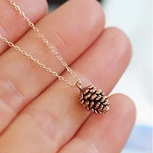 Men's Vintage-Inspired Minimalist Pine Cone Pendant Necklace - Trendy Alloy Fashion Accessory