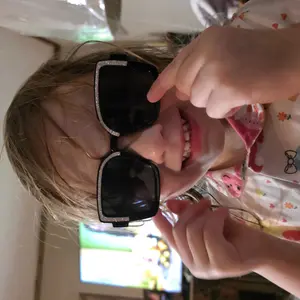Kids High-Quality Cute Candy Color Sparkle Square Frame Sunglasses, Sweet Heart Design, UV Protection, Durable PC Frame, Perfect Birthday Gift