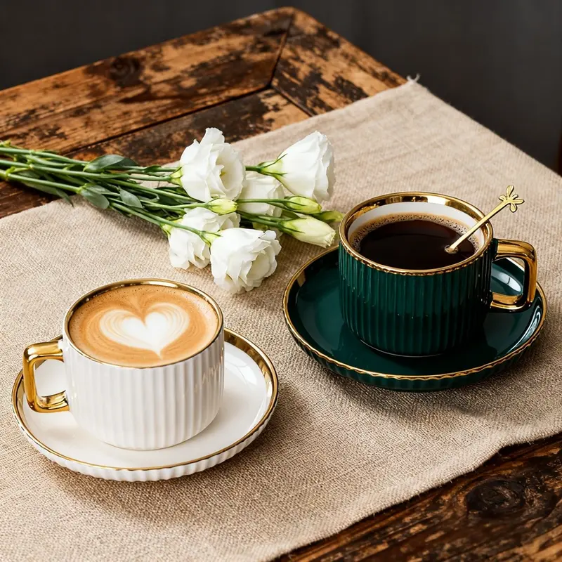 Vintage Coffee Cup & Saucer Set, European Style Ceramic Coffee Cup & Saucer, Ceramic Beverage Cup, Cups with Saucers, Ideal for Breakfast Milk and Office Latte Art, Coffee Cups Gift