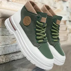 2026 Spring/Summer new men’s mid-top athletic casual shoes—soft sole, soft upper; outdoor boots, non-slip hiking boots, stylish motorcycle boots, breathable fabric uppers, trendy fashion shoes