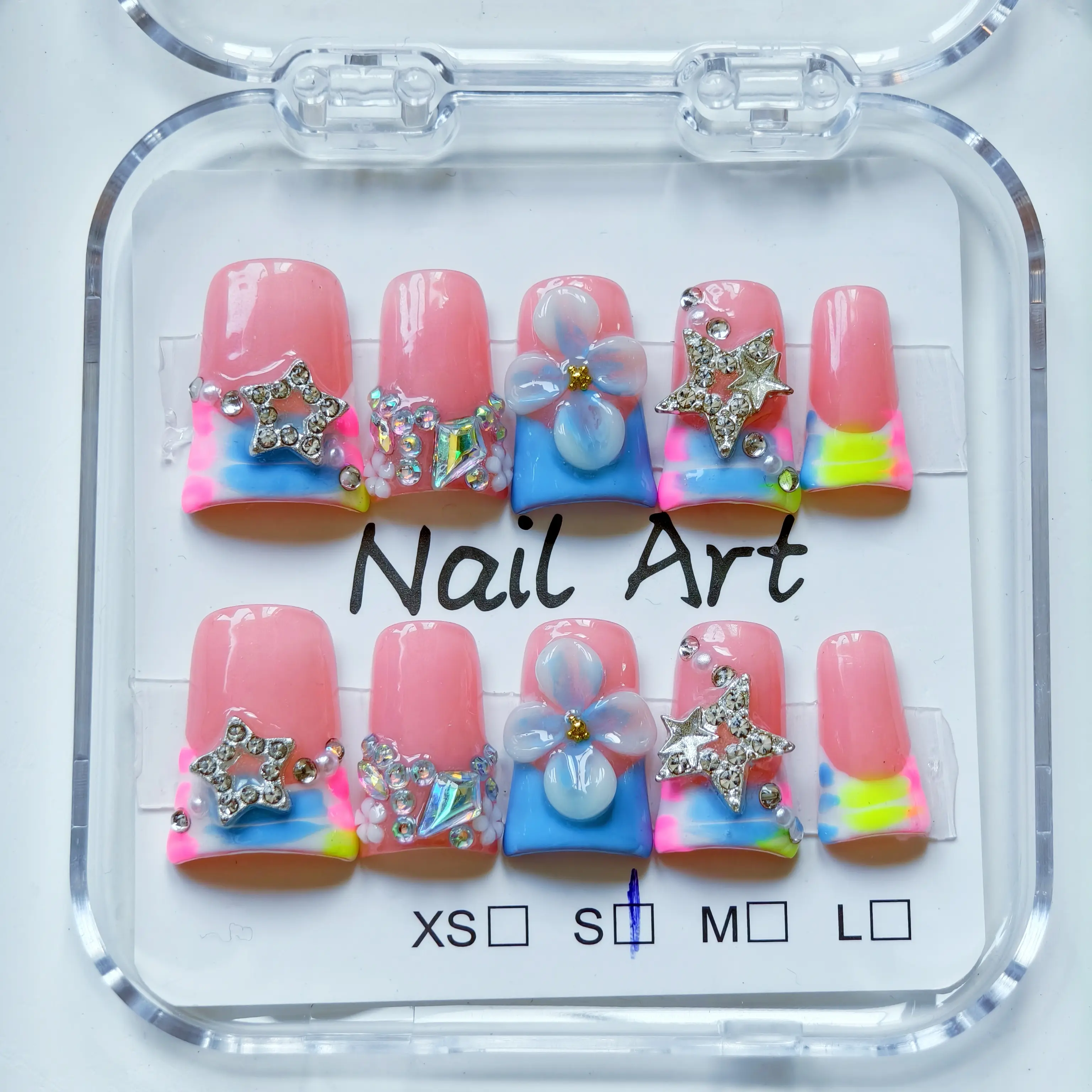 Vosplends Star Rhinestone Y2K Duckbill Press-On Nails | Handmade Acrylic 10pcs#PressOnNails #AcrylicNails #HandmadeNails #DuckBillNails #Y2KNails #RhinestoneNails #StarNails #LuxuryNails #BlingNailspress on. nail