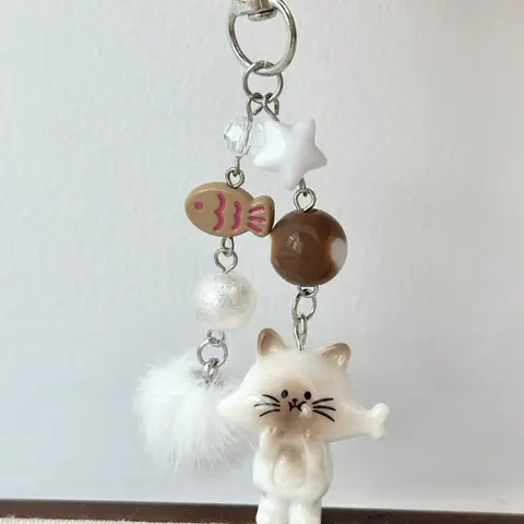 Cute Cartoon Fish Star Keychain, Trendy Cute Keychain For Bags, Unisex Fuzzy Ball Keyring, Adorable Unique Design for Men & Women, Perfect Gift Idea, Cute Keychain Accessory
