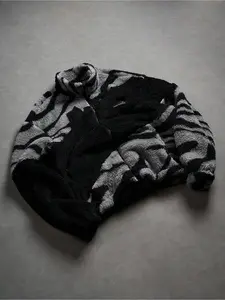 Men's streetwear style unisex leopard print and English lettering patchwork warm inner lining jacket, autumn/winter style