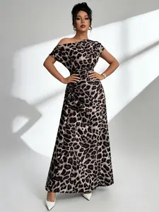 Women's Leopard Print Dress, Asymmetrical Shoulder Design, Ruched Waist, Fashionable Slimming Long Dress, Perfect for Parties and Vacations
