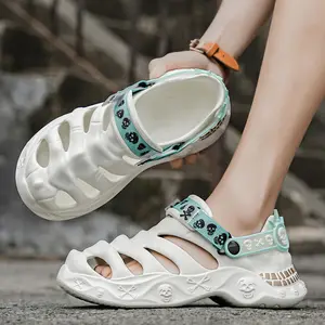 Men’s Chunky Slip-On Sandals – Trendy Hollow-Out Design for Summer Streetwear & Outdoor Use