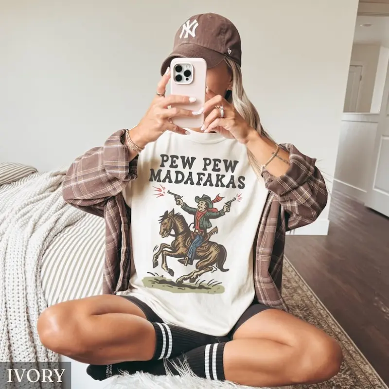 Women's Retro Cowboy Round Neck Streetwear Tee - Comfy "Pew Pew Madafakas" Graphic, Preppy Punchy Western Outfit, Wild West Western Clothes, Vintage Rodeo Apparel Gift
