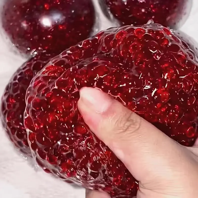 Unisex Acrylic Pomegranate-Shaped Stress Relief Ball, Noisy Pinch Fun Squeezing Toy, Creative Festival Party Gift