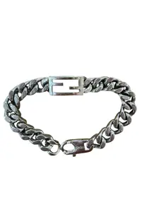Pre-owned Fendi Chunky Silver Bracelet Perfect for Daily Use