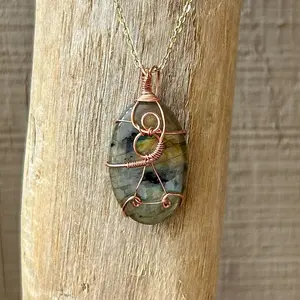 Rainbow Flash Labradorite Pendant Wrapped in Copper - Handcrafted Necklace with Natural Stone and Copper Wire Wrap Design