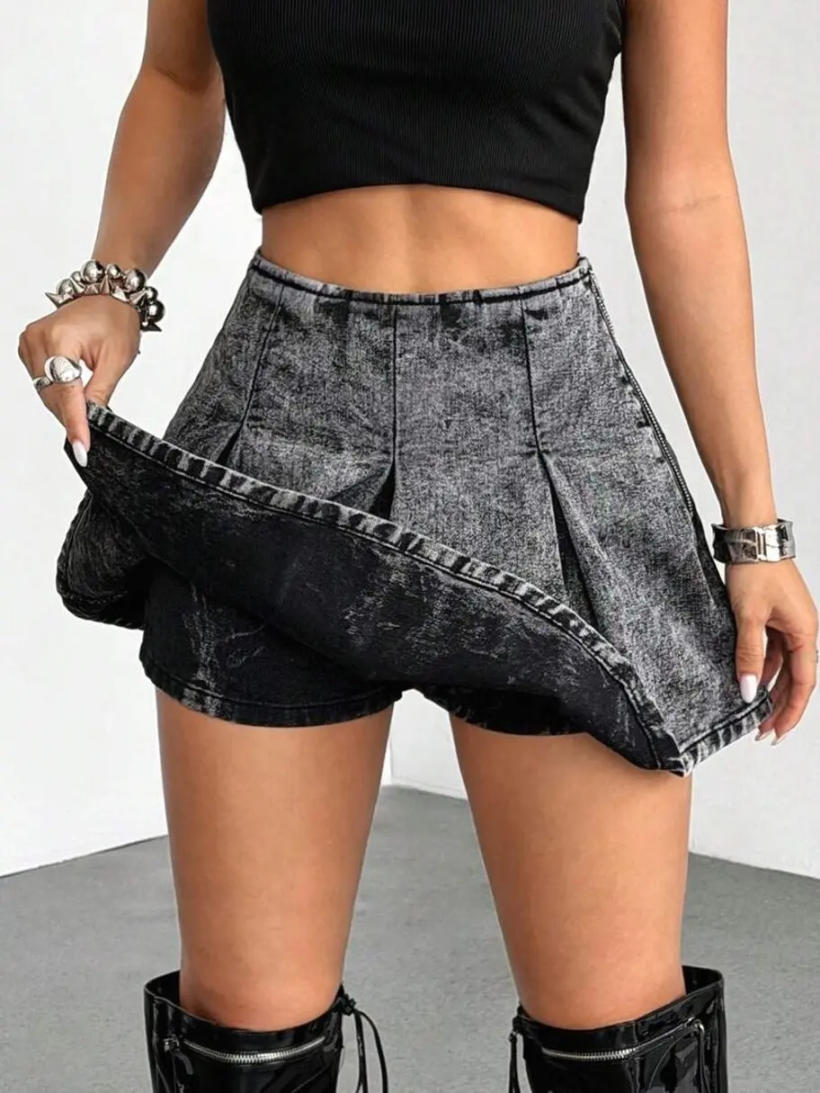 Petite Women's Denim Pleated Skort with Built-In Shorts for Casual Daily Wear and Street Style