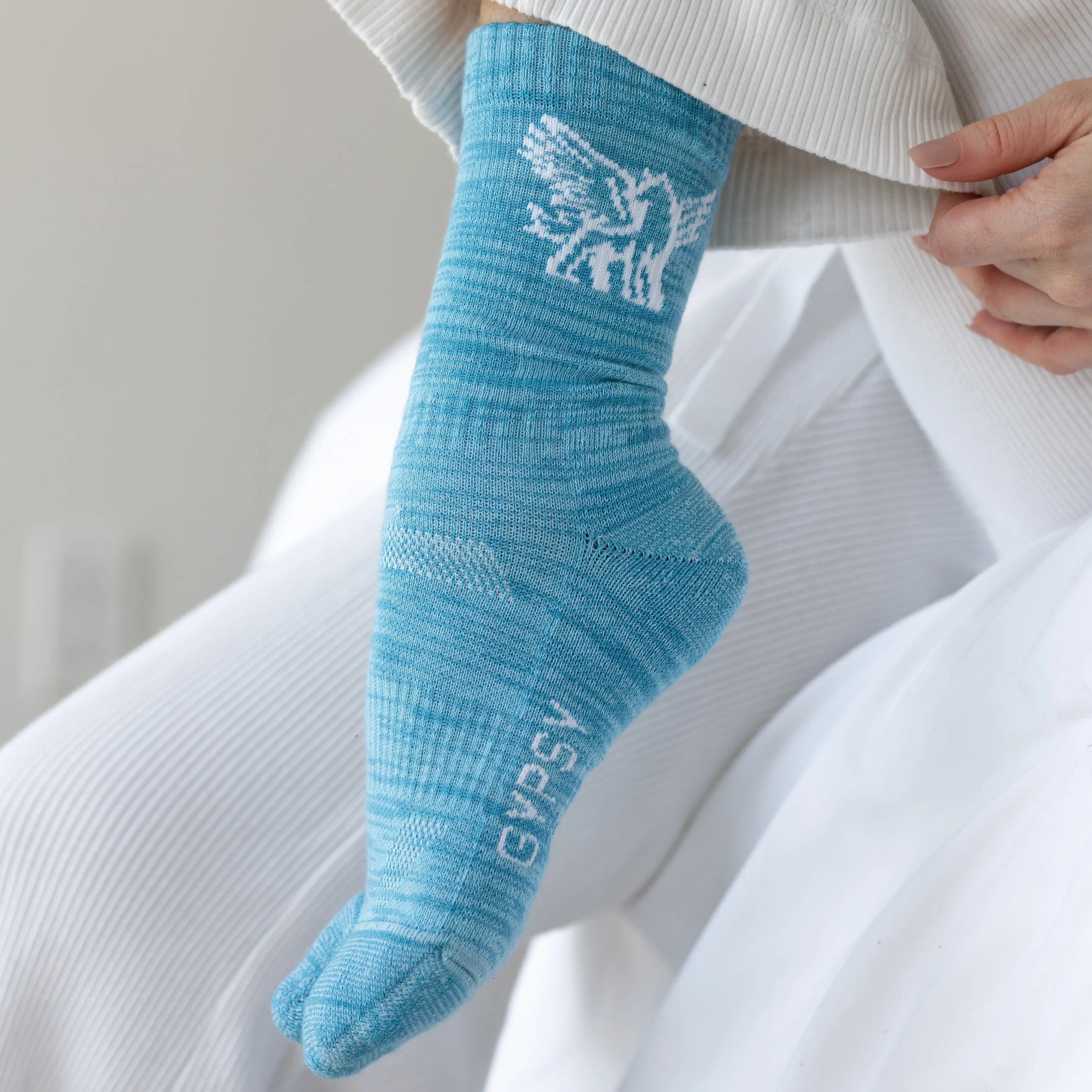 Gypsy Woolees Socks – Women’s Merino Wool Split-Toe Socks for Sandals, Hiking & Flip-Flops | Blue Eyed Husky