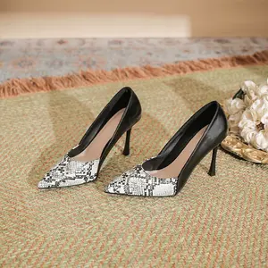 Women’s Pointed Toe Pumps Snake Print Stiletto Heels, Faux Leather Slip On Dress Shoes, Closed Toe High Heels for Office Work Wedding Party Evening Date, Elegant Fashion Pumps for Women, Black White Faux Snakeskin Pattern Dressy Shoes