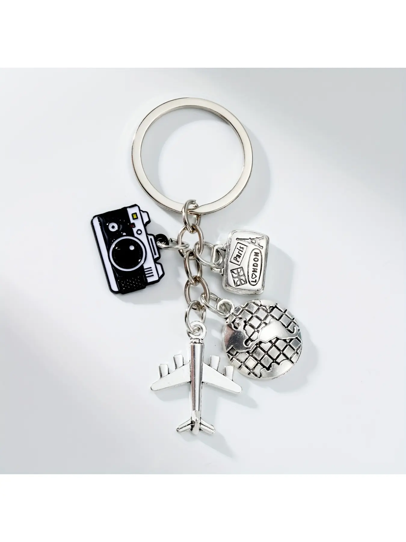A Travel-Themed Alloy Stylish Keychain Featuring Charms of The Earth, an Airplane, a Passport, And a Camera, Designed As a Model Keychain with a Ring, Perfect As a Gift for Friends During a Homecoming Festival, Stylish Keyring, Keyrings for Keys
