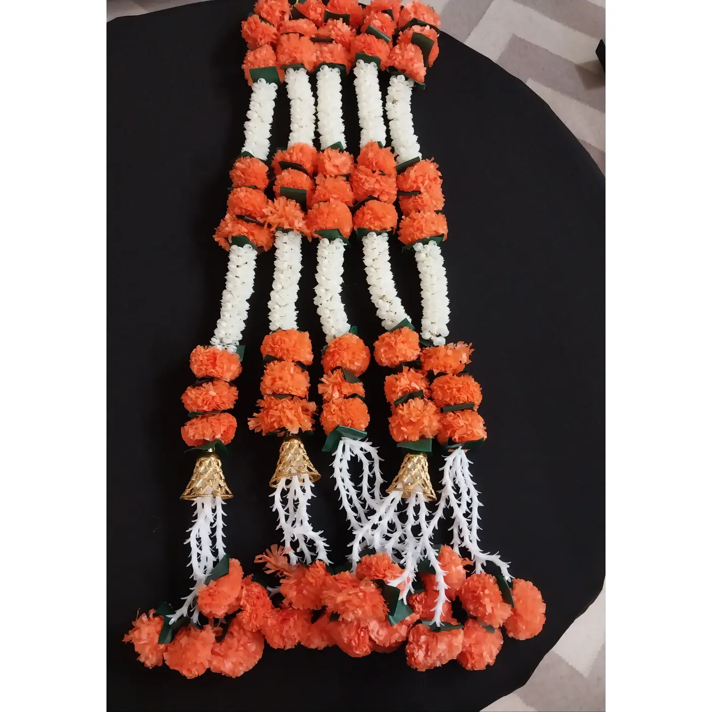 Large Marigold Mogra Hangable Faux Floral Arrangement - Bouquet Shape Faux Flowers, Hanging Baskets, Home Wall Decor Supplies for Bedroom Indoor Decoration, Home Inspo, Room Art