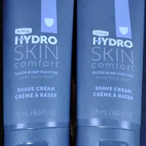 Two (2) 6.0 Fl oz. Schick Hydro Skin Comfort Razor Bump Fighting Green Tea and Aloe Shave Creams - Hydrating Formula for Comfortable Shaving Experience