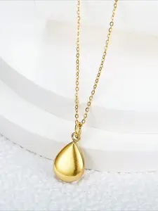 Retro Smooth Water Droplet Pendant Necklace Made of Stainless Steel, Hypoallergenic and Colorfast, with A Niche Design, Light Luxury and Versatile Necklace, Suitable for Daily Commuting and Dating Accessories