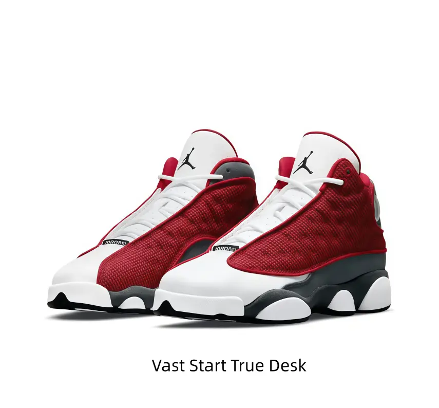 Timeless sneakers that bring energy to any casual fit