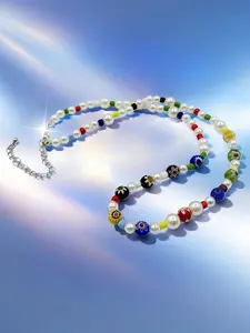 Colorful Glass Flower Beaded Necklace for Men, Versatile Imitation Pearl Choker, Fashionable Preppy Style Accessory with Random Bead Colors