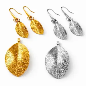 Maite Jewelry AURORA DORADA Set - Elegant Gold Leaf Design for Home Decor and Gift Giving