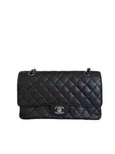 Pre-owned CHANEL caviar Shoulder Bags Quilted Double Flap Bag with Silver Hardware (16***16)	 AN092