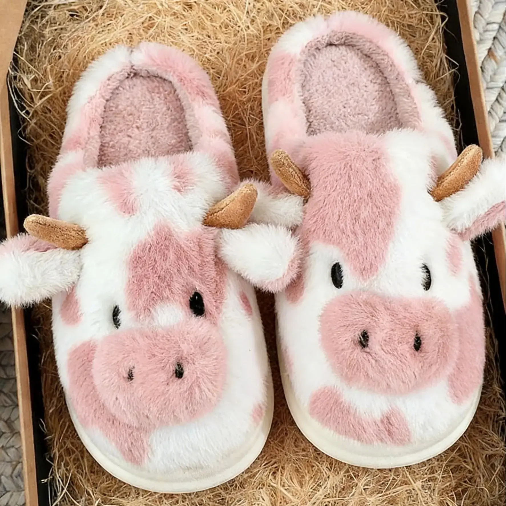 Cow Slippers for Women and Men, Fluffy Cute Cozy Cartoon Fuzzy Cow House Slipper Womens Milky Cows Animal Preppy Funny Kawaii Pillow Cloud Fall Winter Bedroom Home Shoes for Indoor and Outdoor