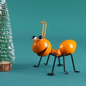 4Pcs Metal Ant Garden Decor Set – Garden Accessories, 3D Sculpted Ant Art, Indoor/Outdoor Wall Decoration – Perfect for Garden, Yard, Fence & Patio – Unique Rustic Ornament