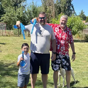 Electric Water Shooter with LED Lights, Powerful Squirt Water Pistol for Kids/Aldults,Long Range Shoot Reach To 26-35ft Outdoor Water Toy,High Powered IP67 Waterproof  for Summer, Outdoor,Party,Birthday Gift,Water Guns