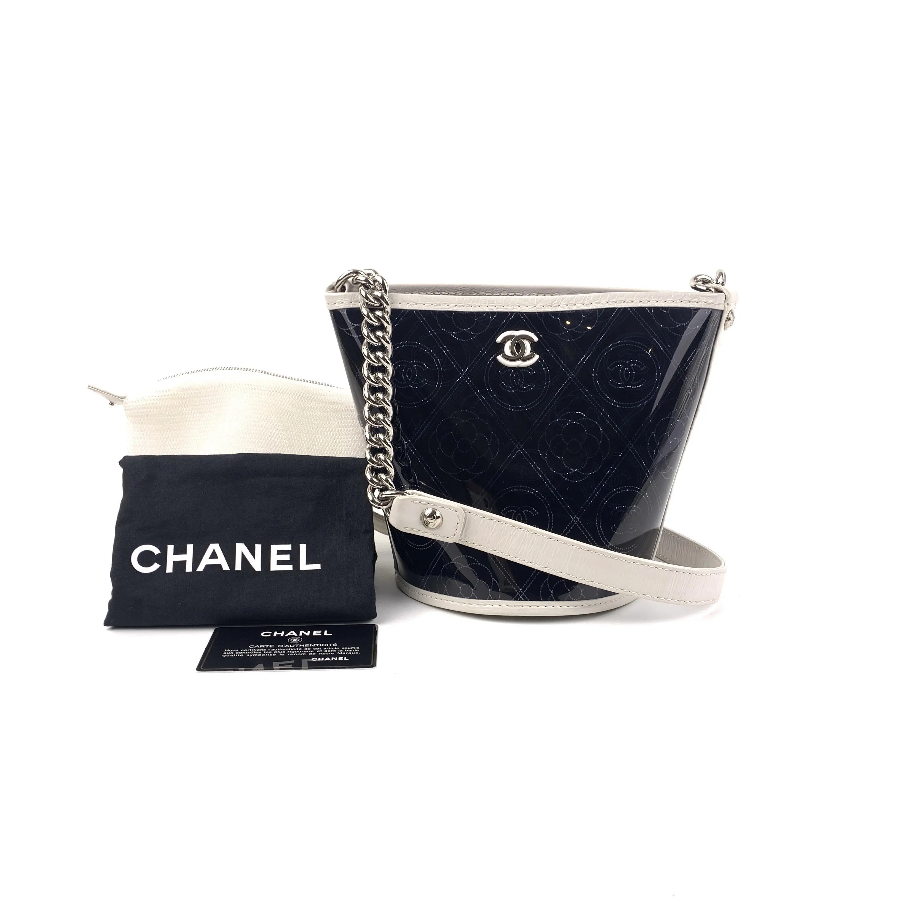 Pre-owned CHANEL PVC Crossbody bag/Bucket Bag Camellia Transparent Jelly Small Black Bucket Bag Crossbody,Sku:SH68 2018