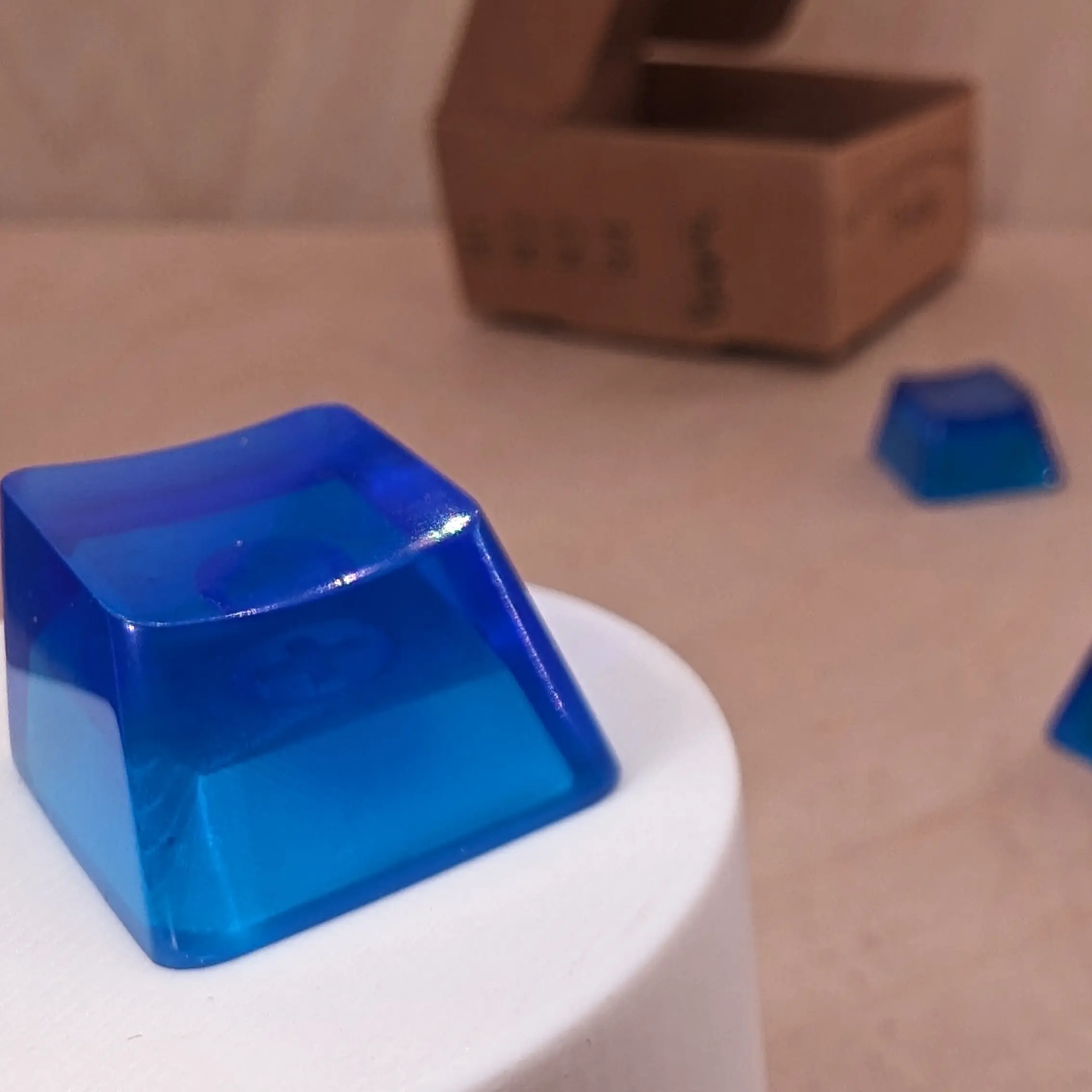 ResinKeyWorks Blueberry Blue Blank 1U Accent Keycaps, Transparent Hand Polished Resin OEM Caps with MX stems