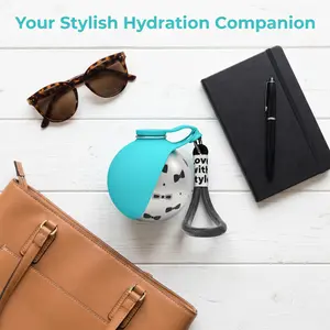 Stainless Pet Water Bottle with Drinking Basin — 285ml Leak-Proof Travel Bottle for Dogs & Cats Perfect for Walks, Road Trips & Outdoor Play